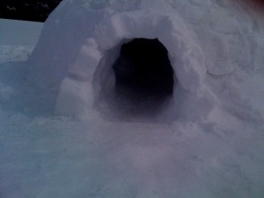 Igloo entrance 2014